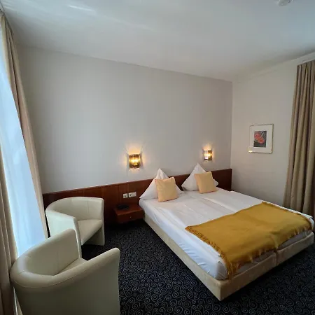 Stadthotel 3* Κωνσταντία