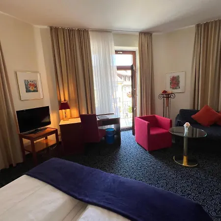 Stadthotel فندق كونستانز