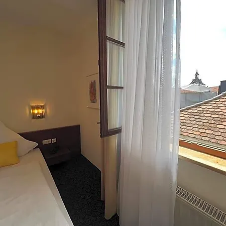 Hotel Stadthotel 3*